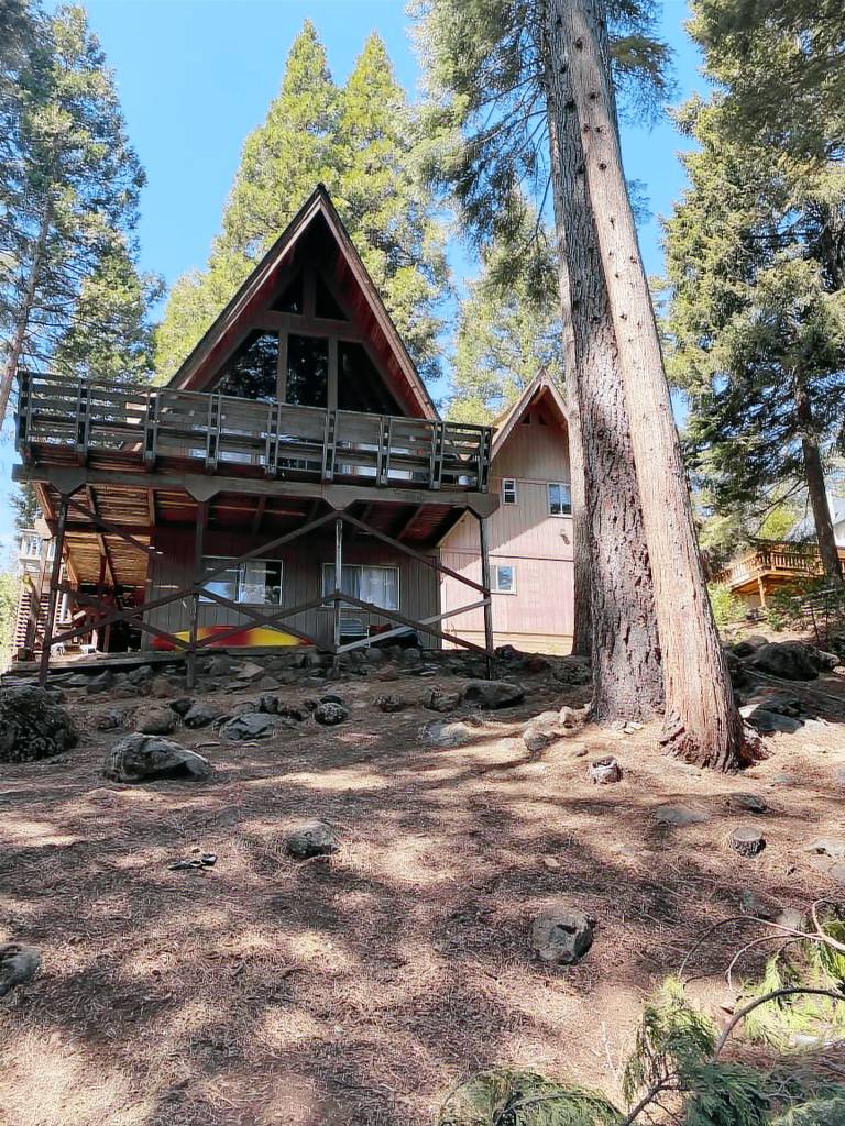 Cabin Lake Almanor