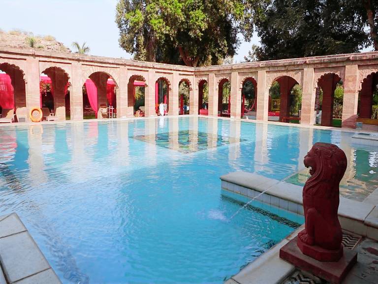 WelcomHeritage Bal Samand Lake Palace