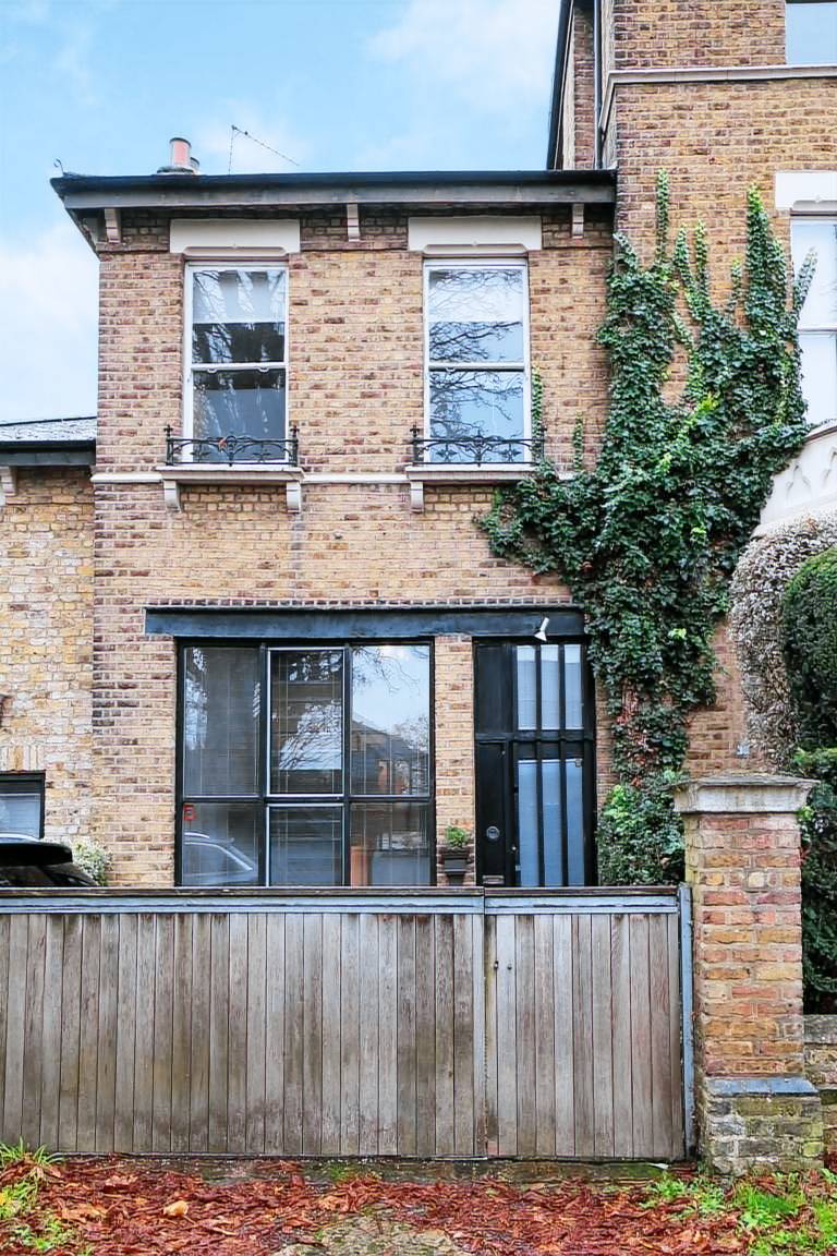 Apartment  Kew