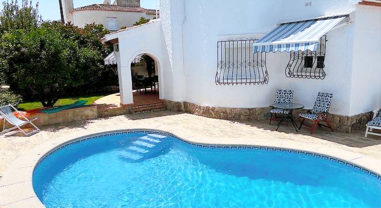 Villa with pool | Dogs allowed in Denia