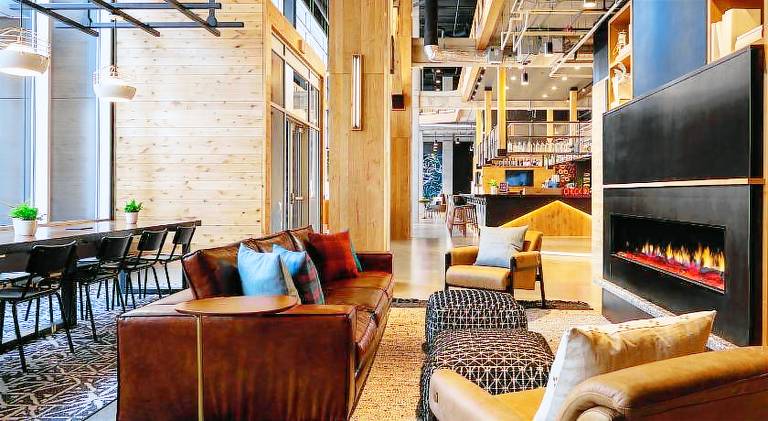Moxy Minneapolis Downtown — photo 2