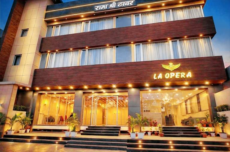La opera hotel in Gwalior