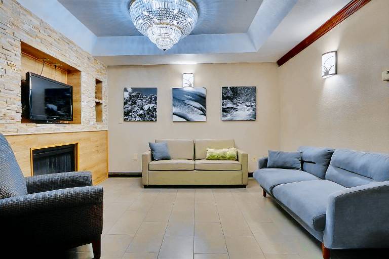 Country Inn & Suites By Radisson, Savannah Gateway, GA — photo 2