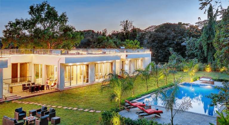 350 m&sup2; Villa