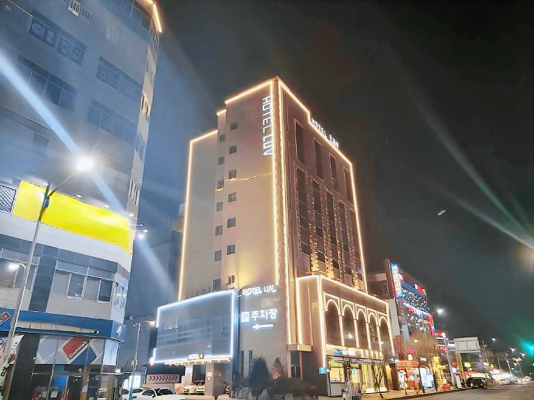 Business Design Hotel LUV