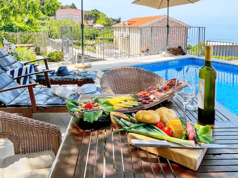 House with private pool, barbecue & terrace | Pet-friendly — photo 2