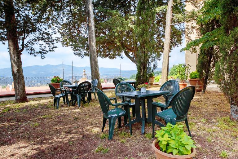 Family-friendly wonderful villa with yard, BBQ & private pool | Pet-friendly — photo 5