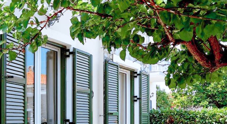 Villa with 2 rooms for 6 persons — photo 4