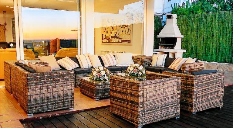 Pleasant villa with pool | Pets are welcome — photo 4