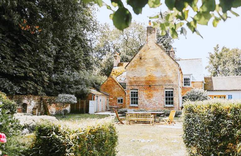House  Corfe Mullen