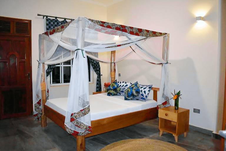 Apartment with yard, pool & patio in Moshi