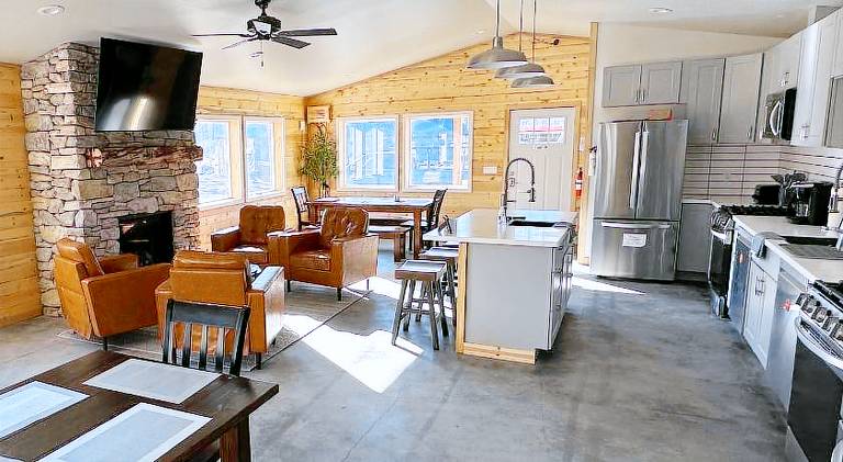 Kenai Adventure Cabins — photo 5