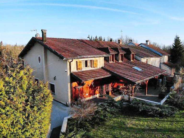 Maison de vacances Doucier