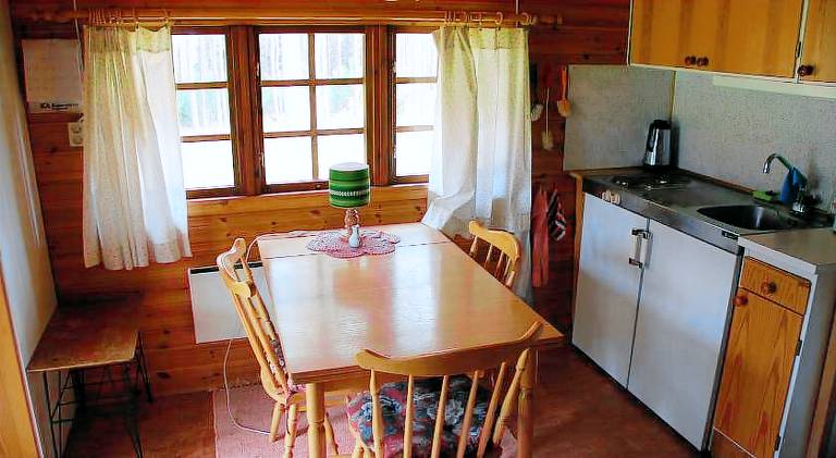 Vacation home with grill, terrace & garden — photo 4