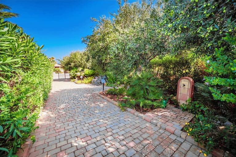 Villa with barbecue & garden | Panoramic view — photo 5