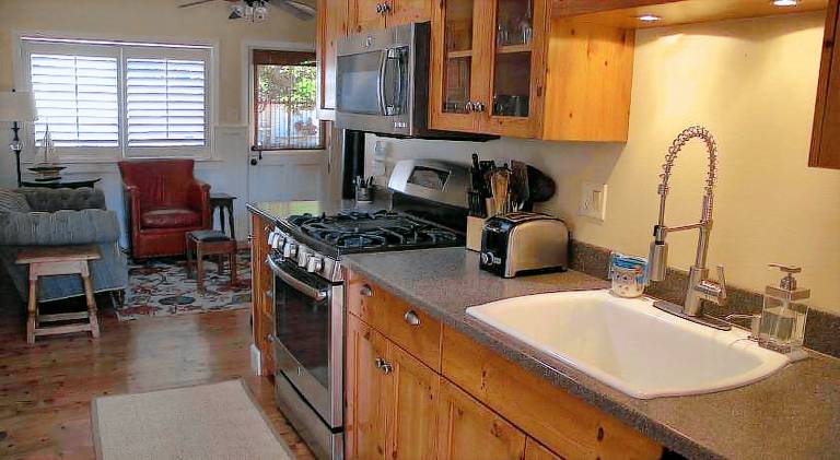 House with 2 rooms for 4 persons — photo 4