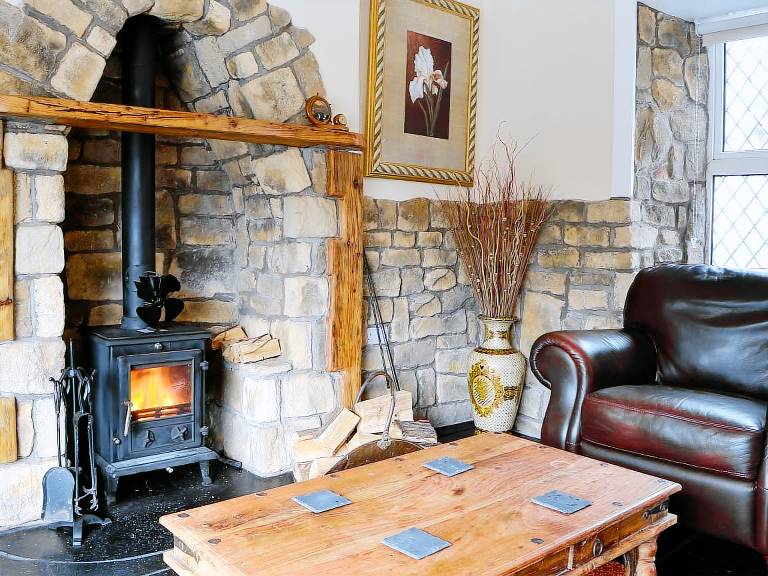 Child-friendly cottage with garden | River view | Dogs allowed — photo 3