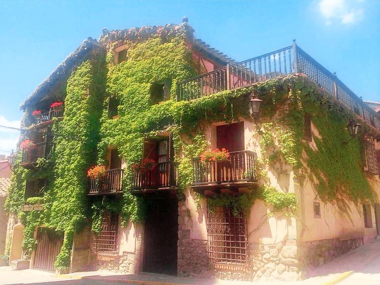Casa Cabra de Mora