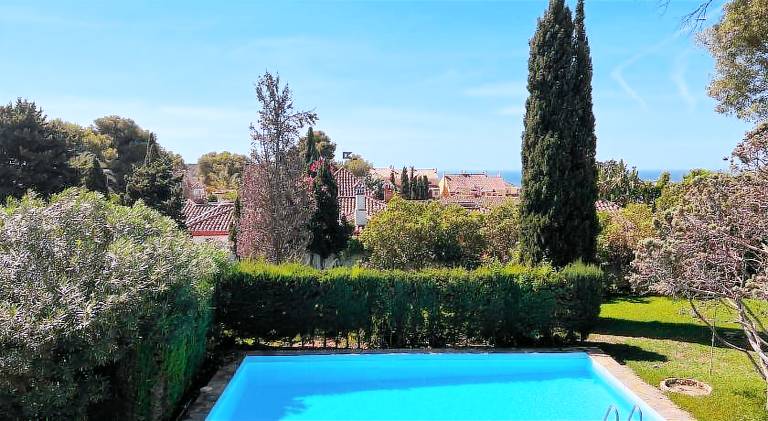 Villa with garden, terrace & private pool — photo 5