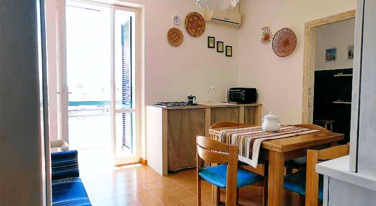 Apartment with 2 rooms for 5 persons — photo 3