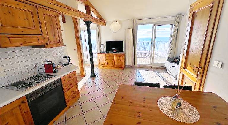 Holiday apartment with terrace — photo 3