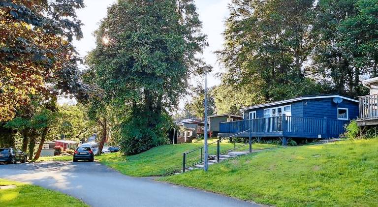 Chalet with pool in Caernarfon