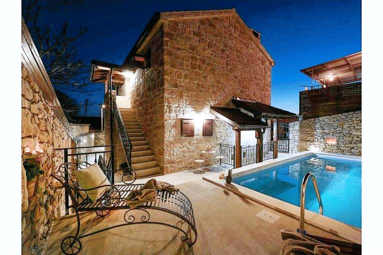 Stone Villa Aura with pool
