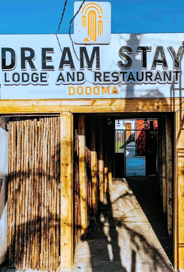 Dream Stay Lodge and Restaurant