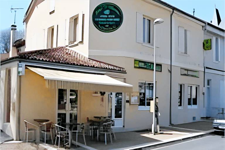 Logis Hotel L'Oliveraie in Chateaubernard