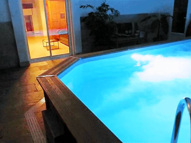 Vacation home with patio, garden & hot tub | Nature view — photo 2