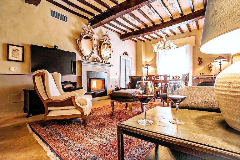 Casale Tuoro sul Trasimeno
