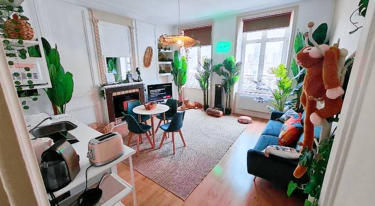 Apartment with jacuzzi in Calais