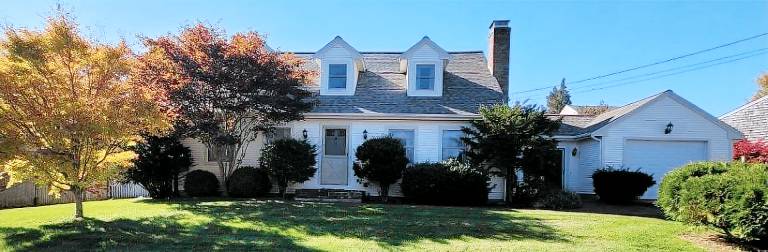 House West Yarmouth