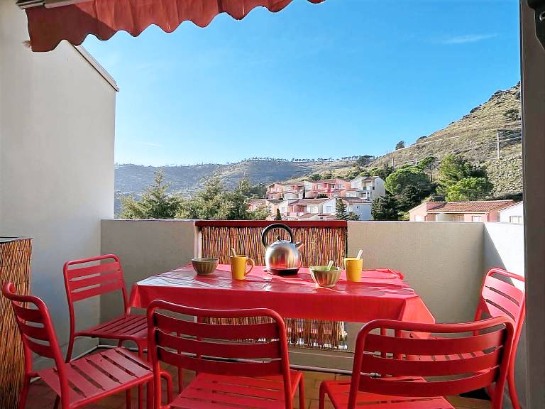 Rental apartment with pool in Port-Vendres