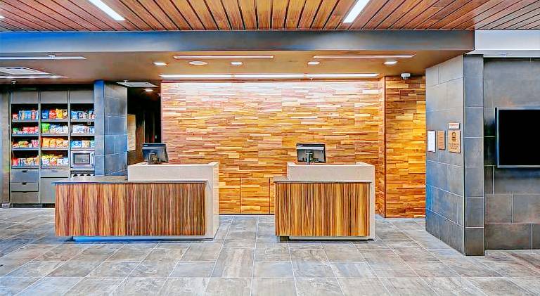 Courtyard by Marriott Appleton Riverfront — photo 5