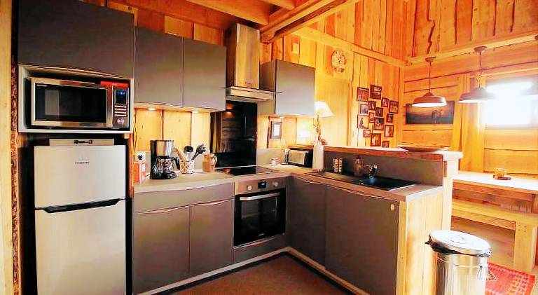 Charming vacation home with terrace, yard & barbecue | Pet-friendly — photo 5