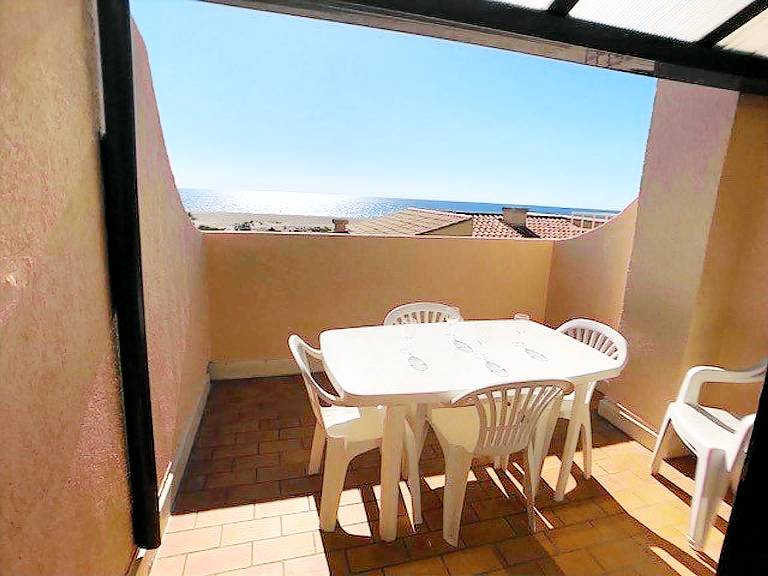 Beachfront 1-Bedroom House for 4 with Terrace, Parking, and Modern Amenities in Port Leucate — photo 5