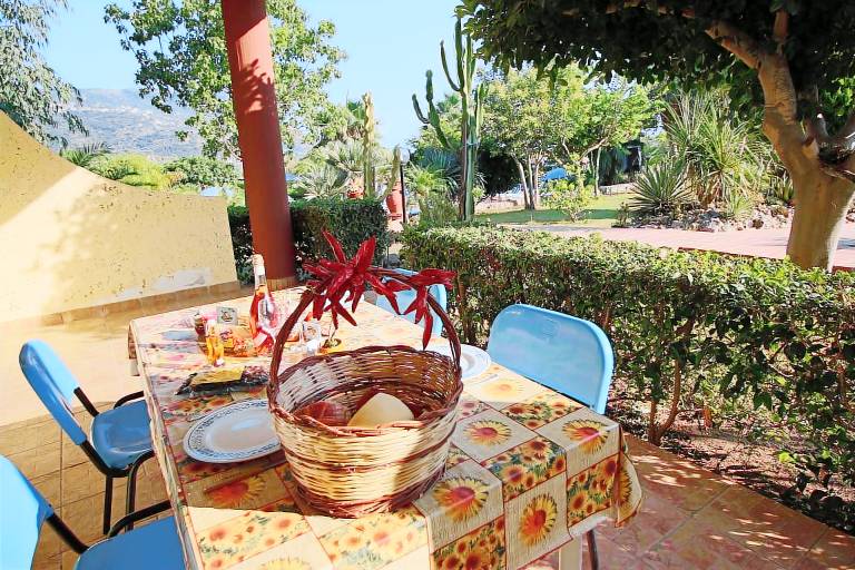 Pleasant house with terrace, garden & pool | Close to the beach | Pet-friendly — photo 4