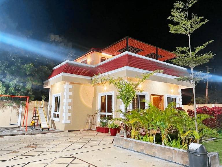 1200 m&sup2; Villa
