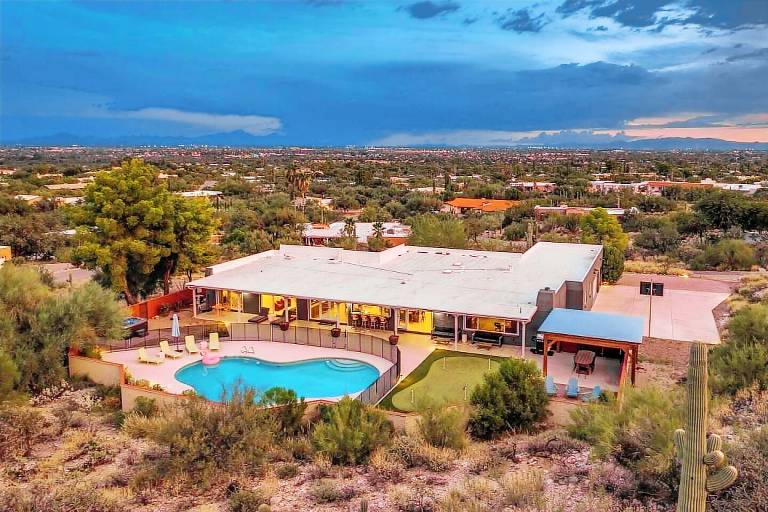 House  Sabino Vista Heights
