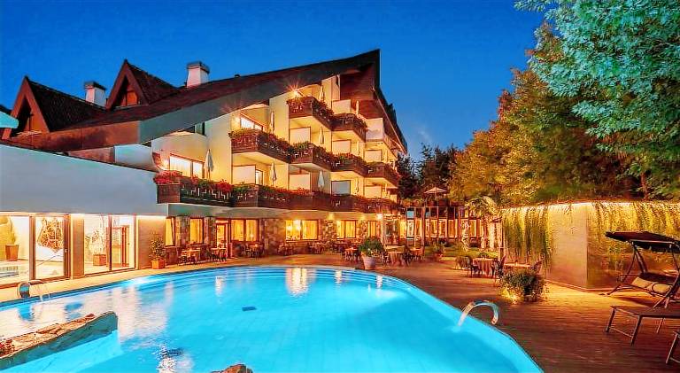 Hotel Vier Jahreszeiten — photo 2