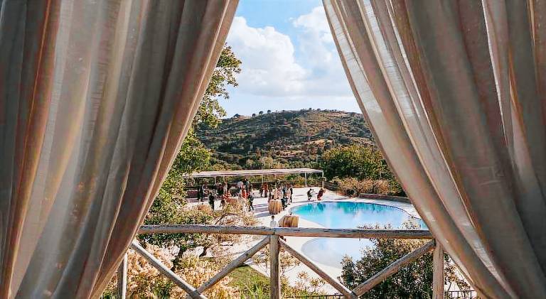 Children-friendly farm with jacuzzi, garden & pool | Pets are welcome — photo 3