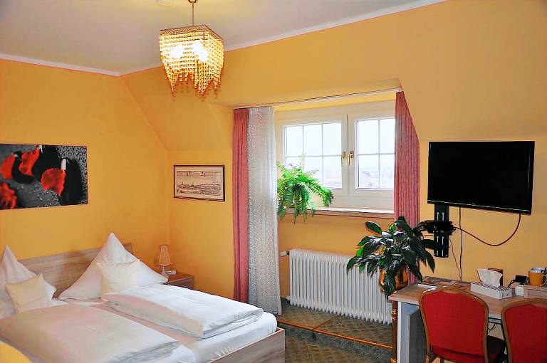Doppelzimmer A mit Etagenbad