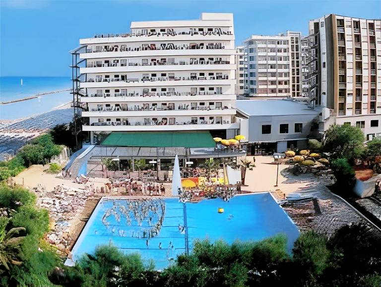 SERENA MAJESTIC HOTEL & RESIDENCE in Silvi