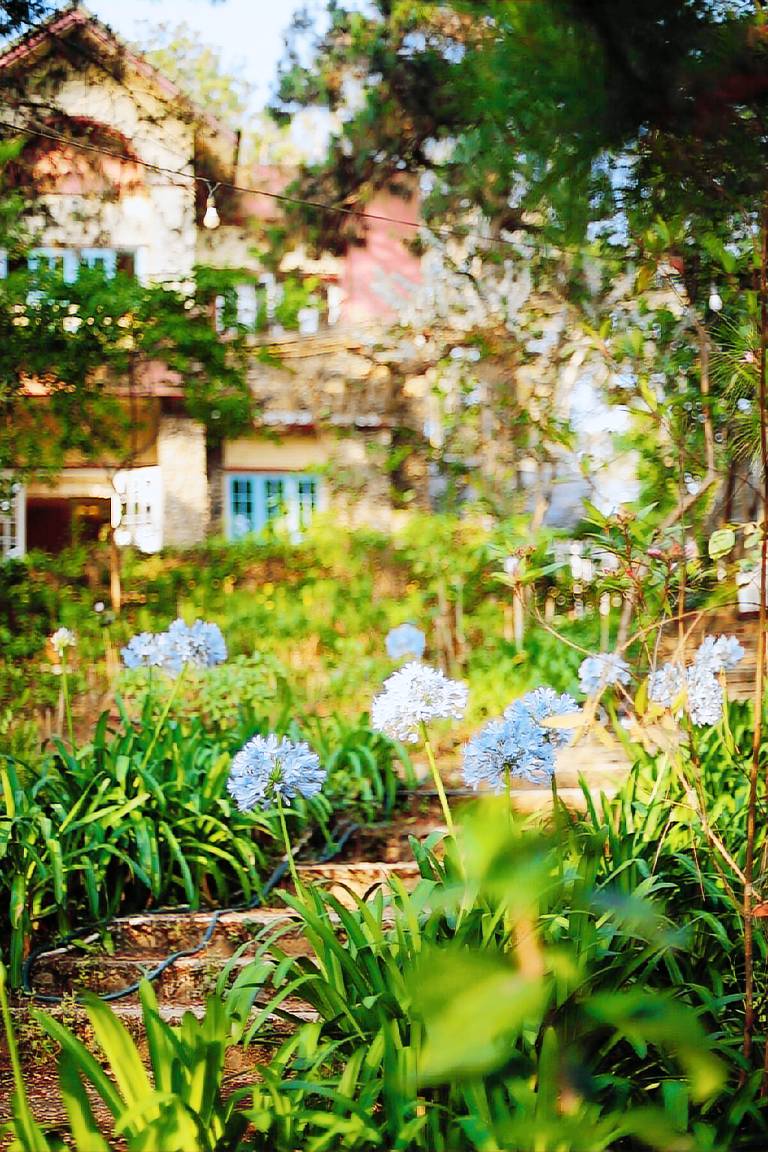 House with garden, grill & hot tub in Da Lat