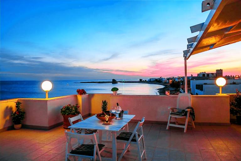 Children-friendly nice rental apartment with grill & patio | Beach view | Beach nearby | Pet-friendly — photo 5