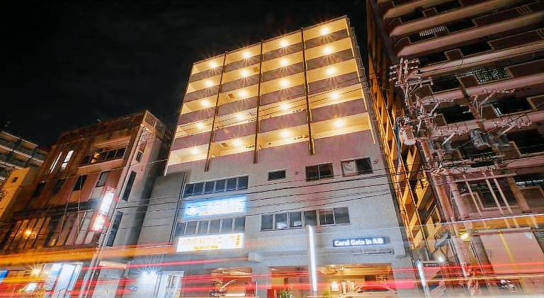 90 m&sup2; Apartment mit Hotelservice
