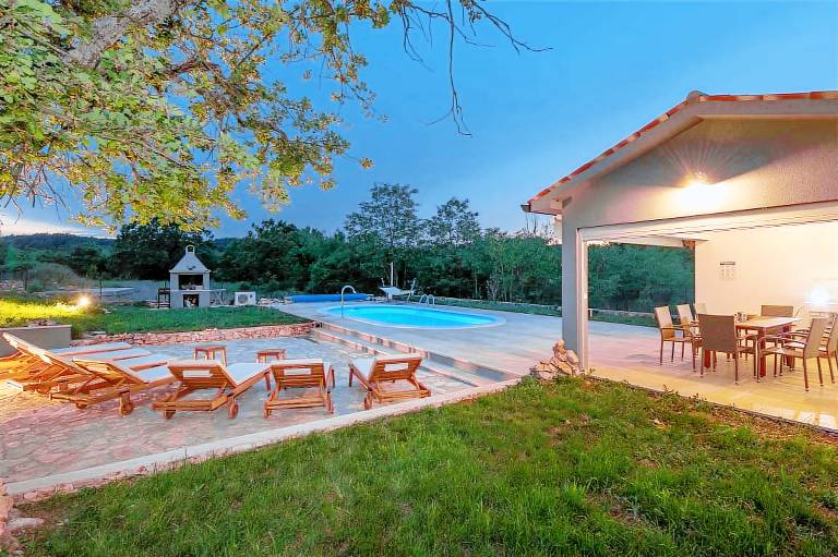 Villa with garden, pool & terrace | Pool view — photo 3