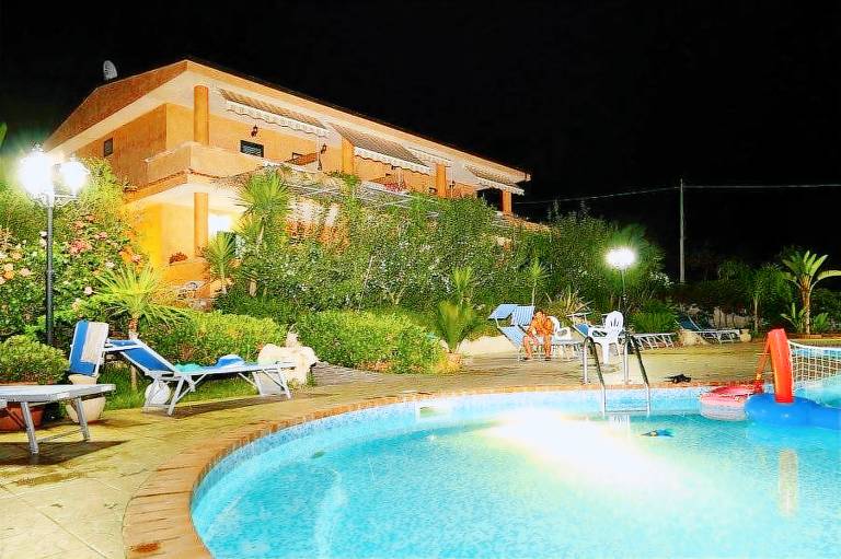 Private room Ricadi