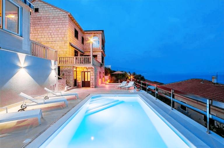 Apartma Sumartin